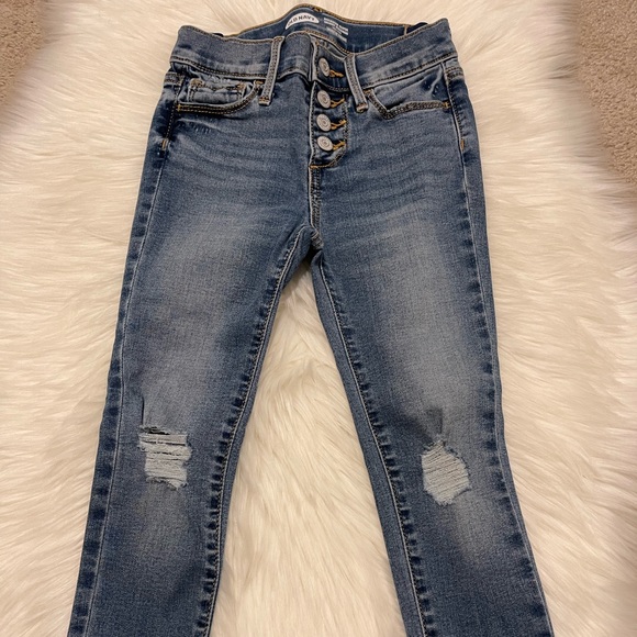 Like New! Old Navy rockstar denim jeggings 6T - Picture 2 of 6